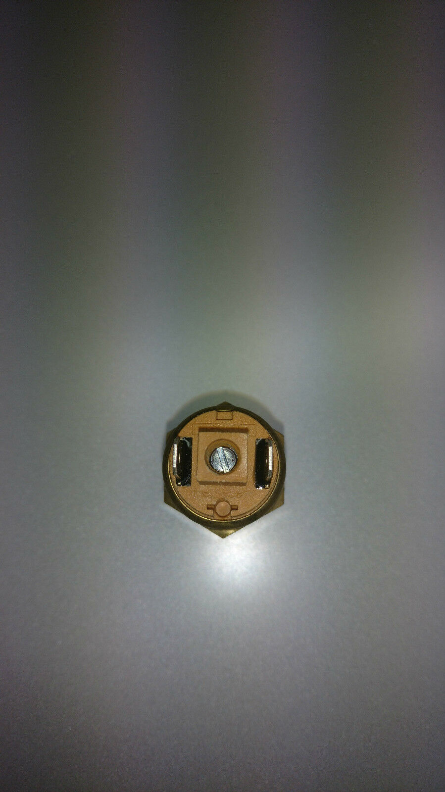 Adjustable Vacuum Switch - Top