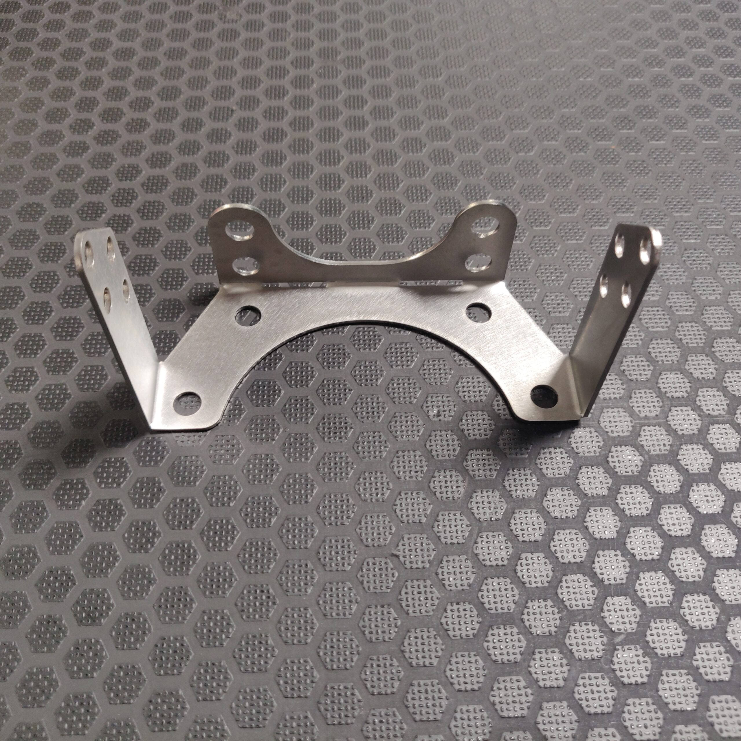 Hella vacuum pump bracket UP28 UP30 UP32 - Image 4