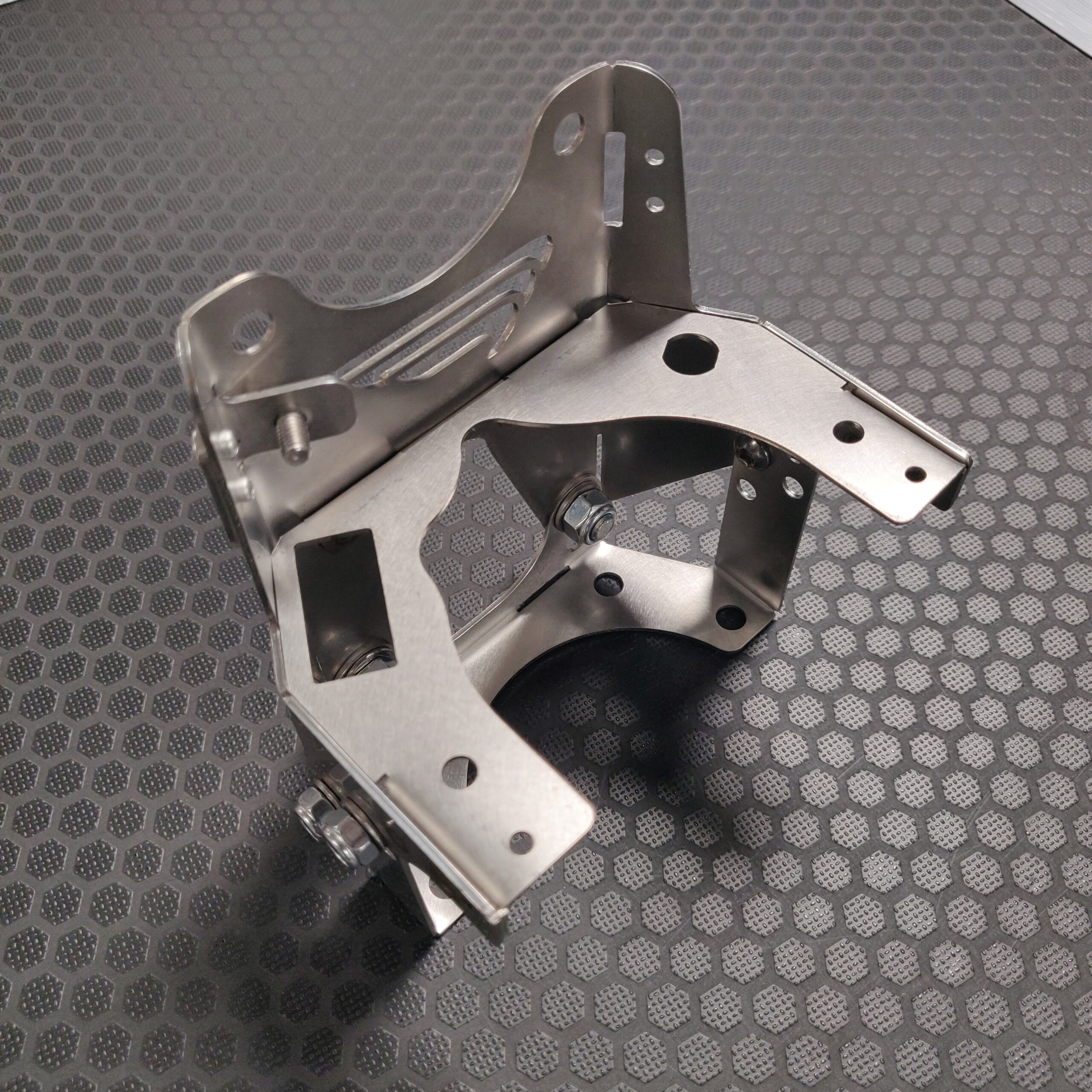 Hella vacuum pump bracket UP28 UP30 UP32 - Image 5