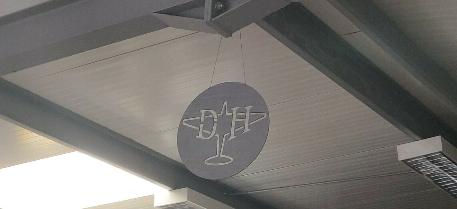 De Havilland Sign - Image 6