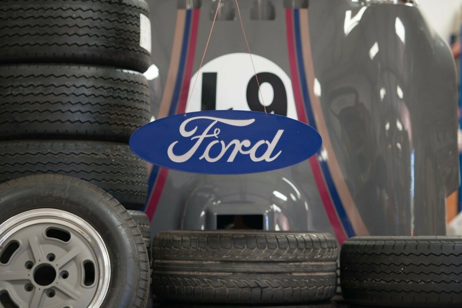 Share Ford Sign - Steel & Aluminium Construction - Image 5