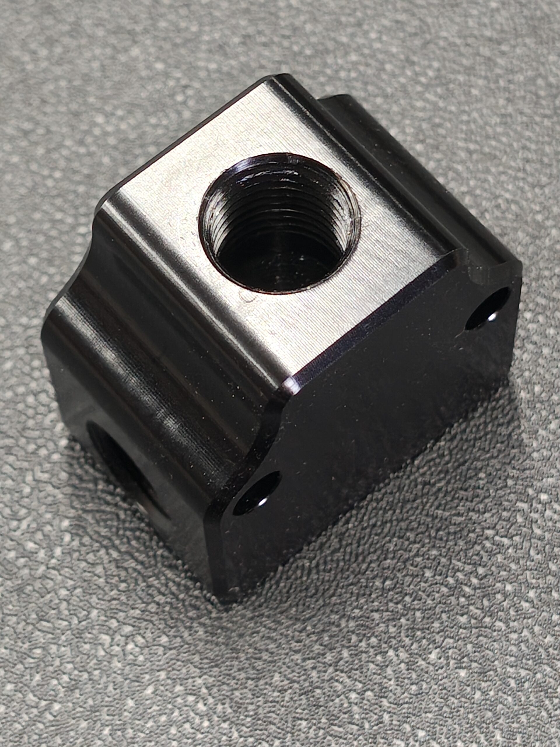 Vacuum Switch T piece KIT 10mm Hose Tails, 1/4 BSPT, M12 x 1.5 Threads - Image 2