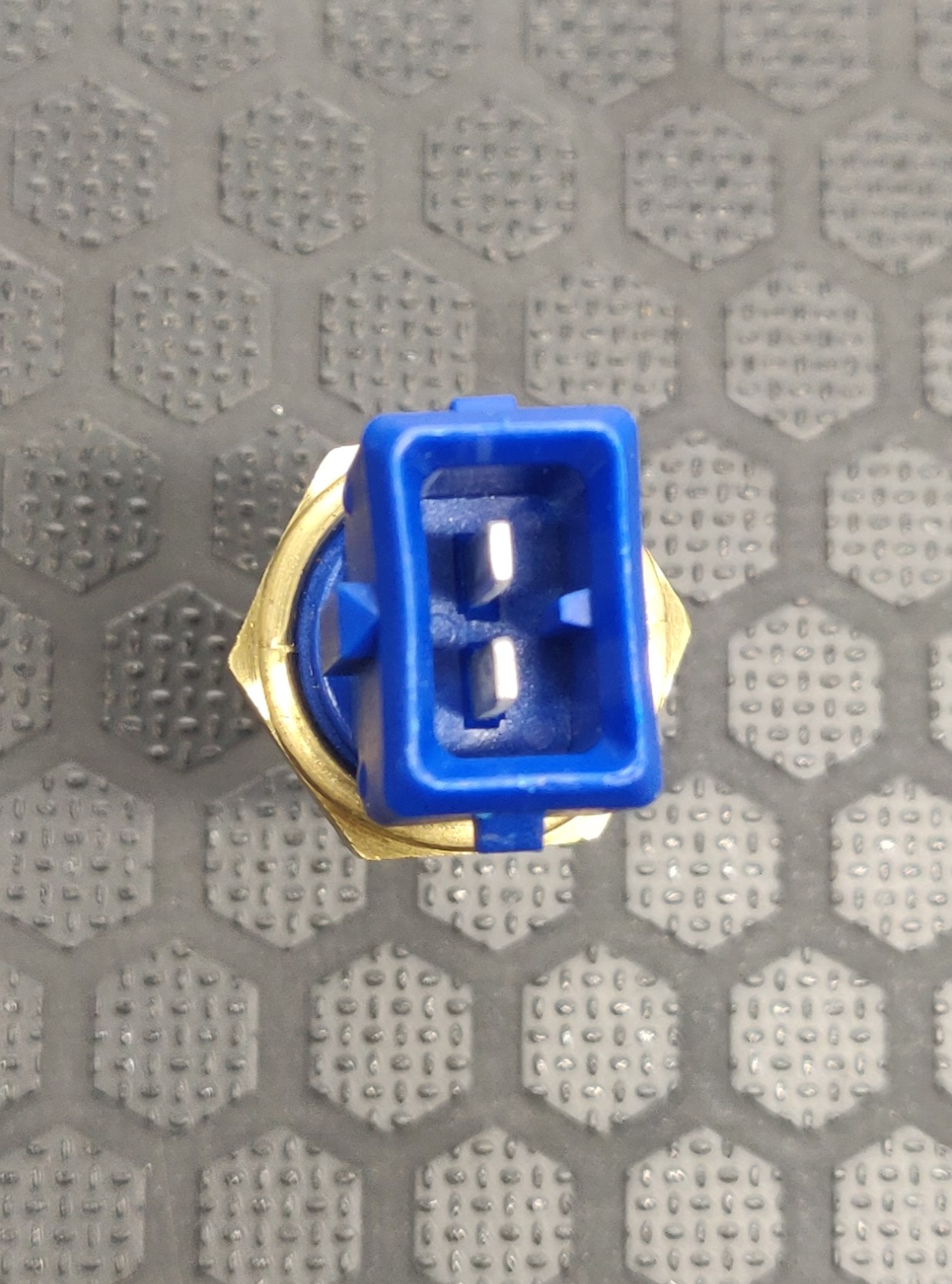Coolant temperature sensor - Hella 6PT 009 107-361, Bosch 0280 130 026 - Image 2