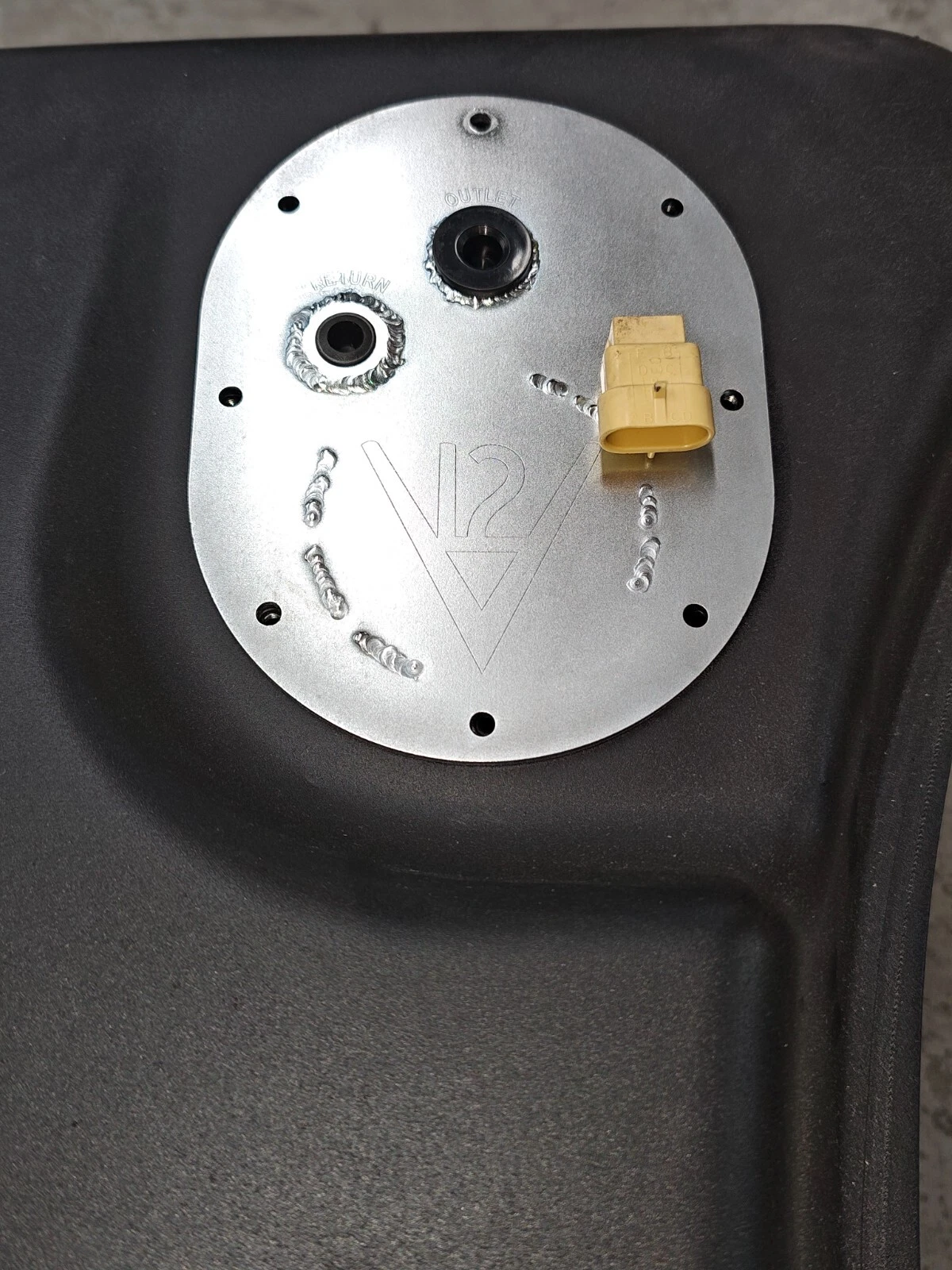 V12 Jaguar E-Type Fuel Pump - Modern Fuel Injection - Image 4
