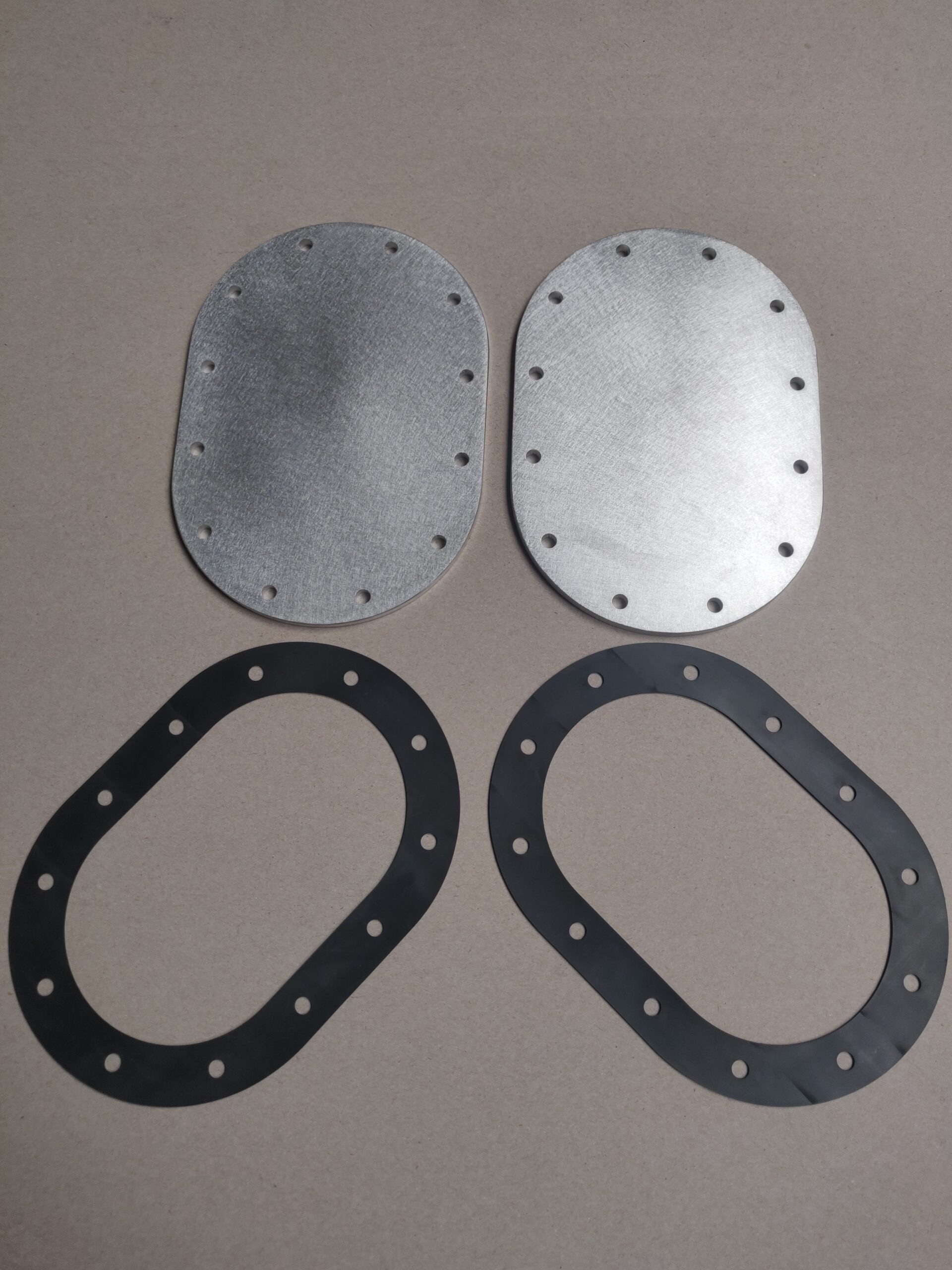 Ford GT40 / Large Petrol Tank Access Panels & Gaskets PAIR
