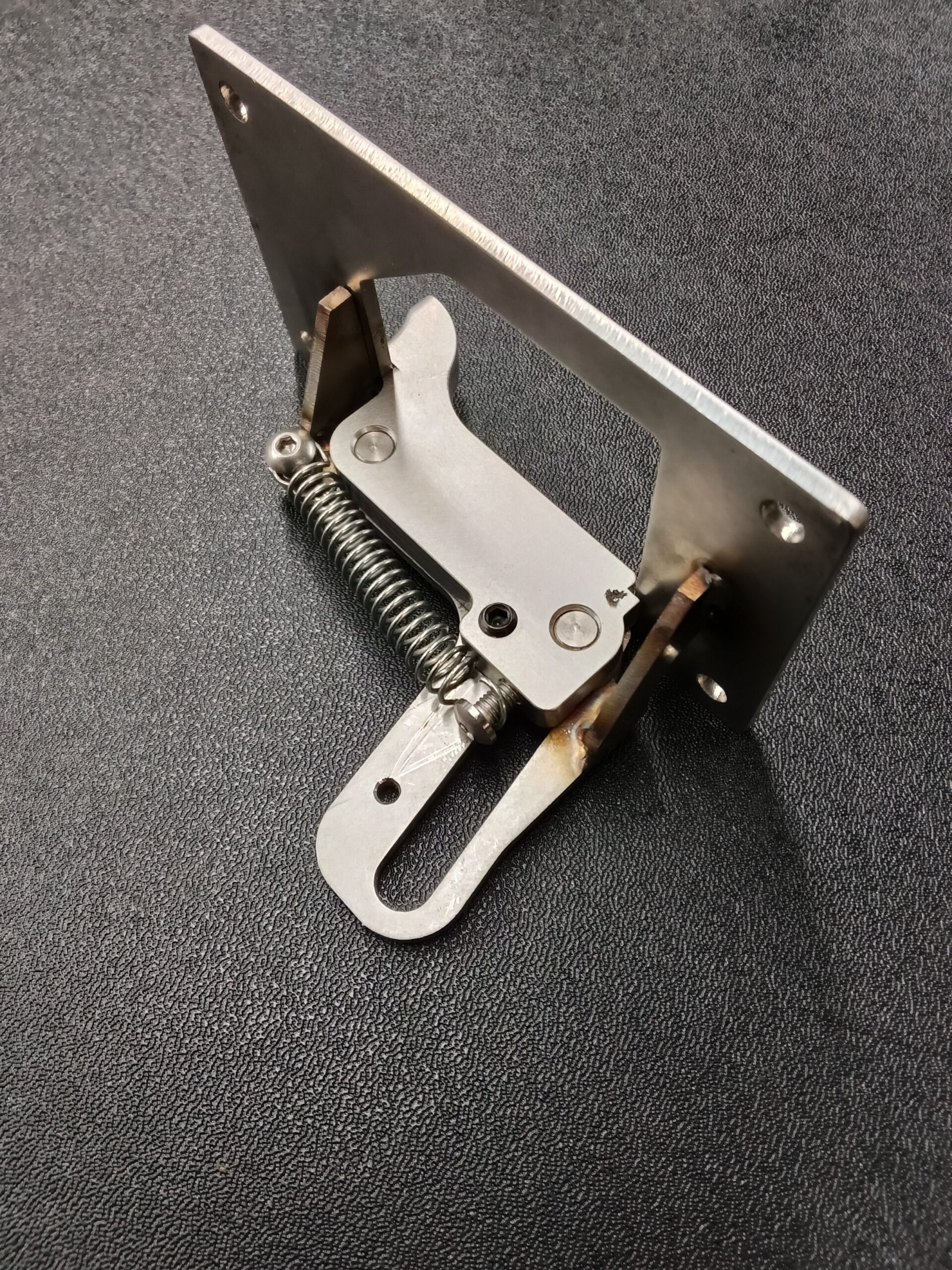 GT40 Gear Lever Escutcheon plate with flip reverse lock out - GT0029 - Image 6