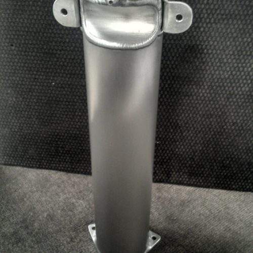 Beskpoke fabricated alumnium expansion tank Ram Cobra